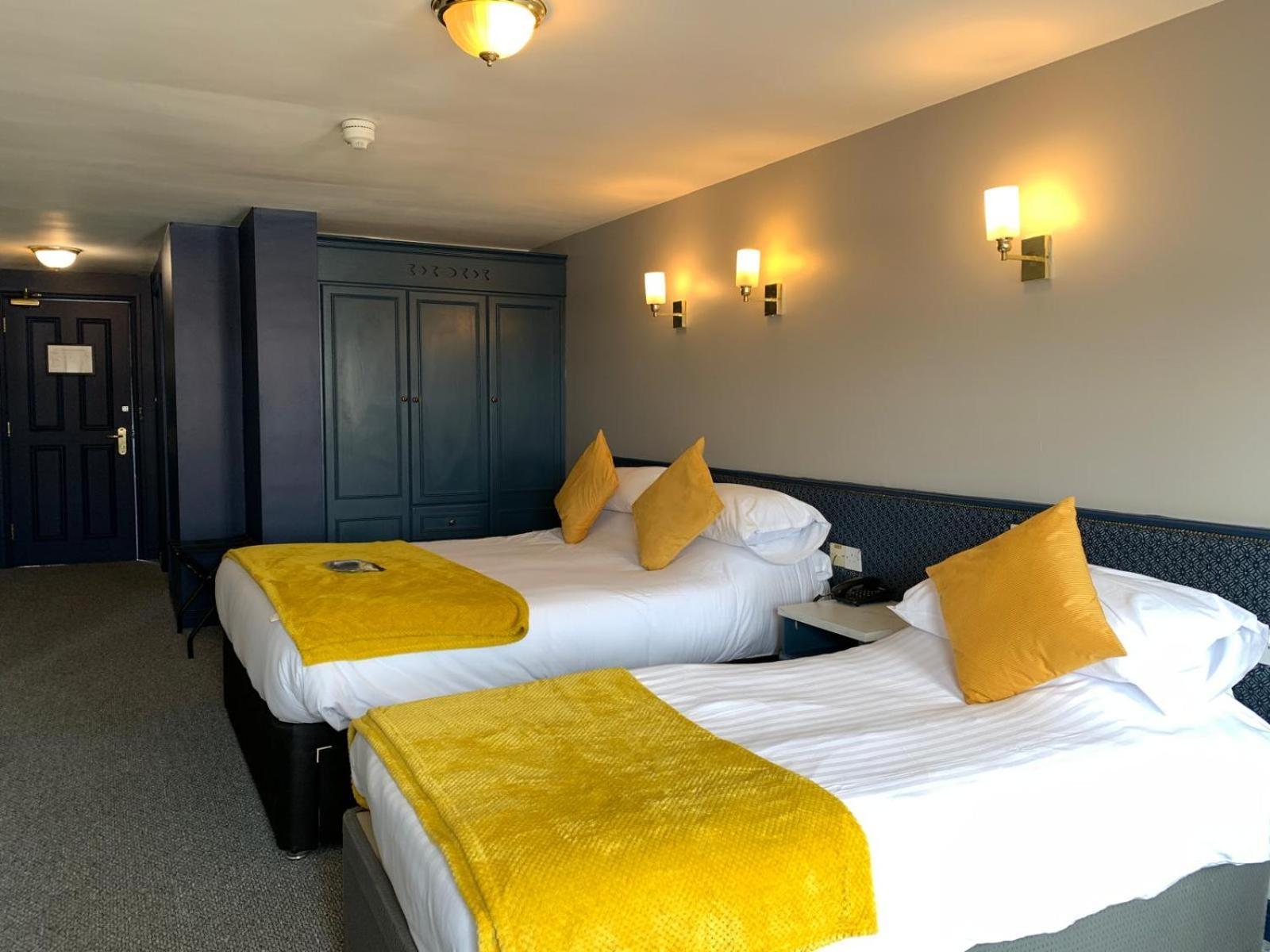 Bed and Breakfast The Donard à Newcastle  Extérieur photo